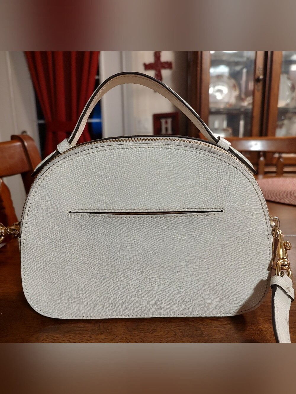 Coach Cream Leather Dome Crossbody with Gold Hardware - Picture 8 of 9